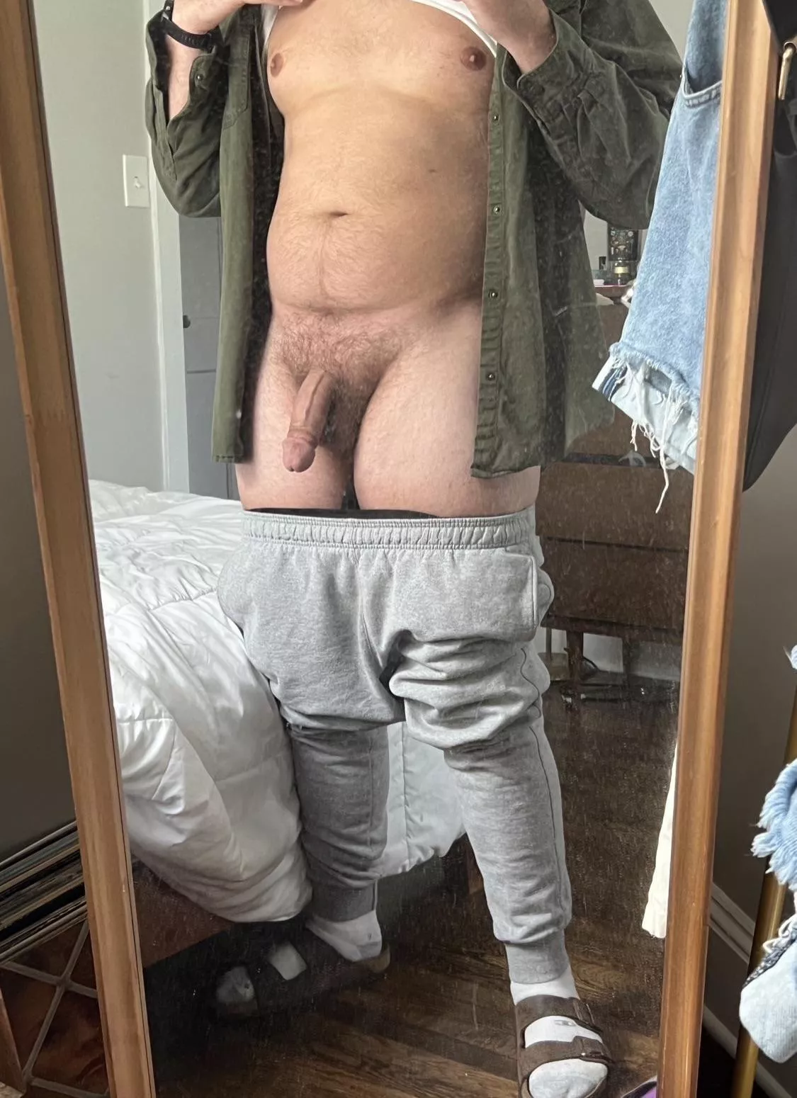 Ever wonder what a tall, beefy guy is hiding under his clothes? posted by freakydeaky6699