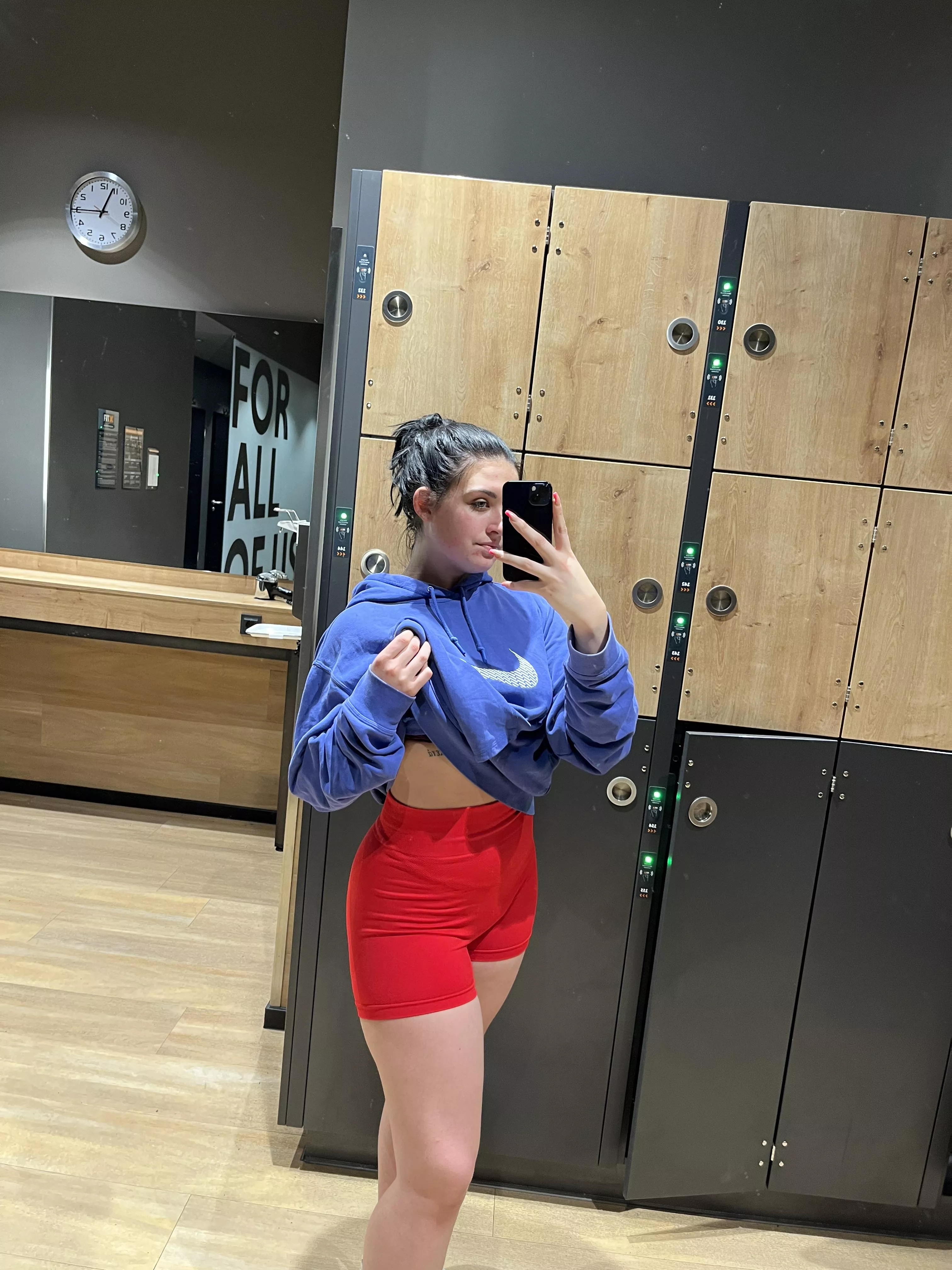 gym rat in her cozy outfit posted by Evat2001
