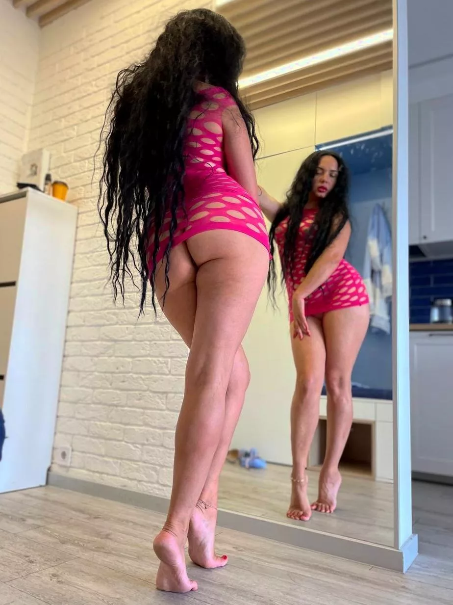 How do you like my super body? posted by Inevitable-Chain-201