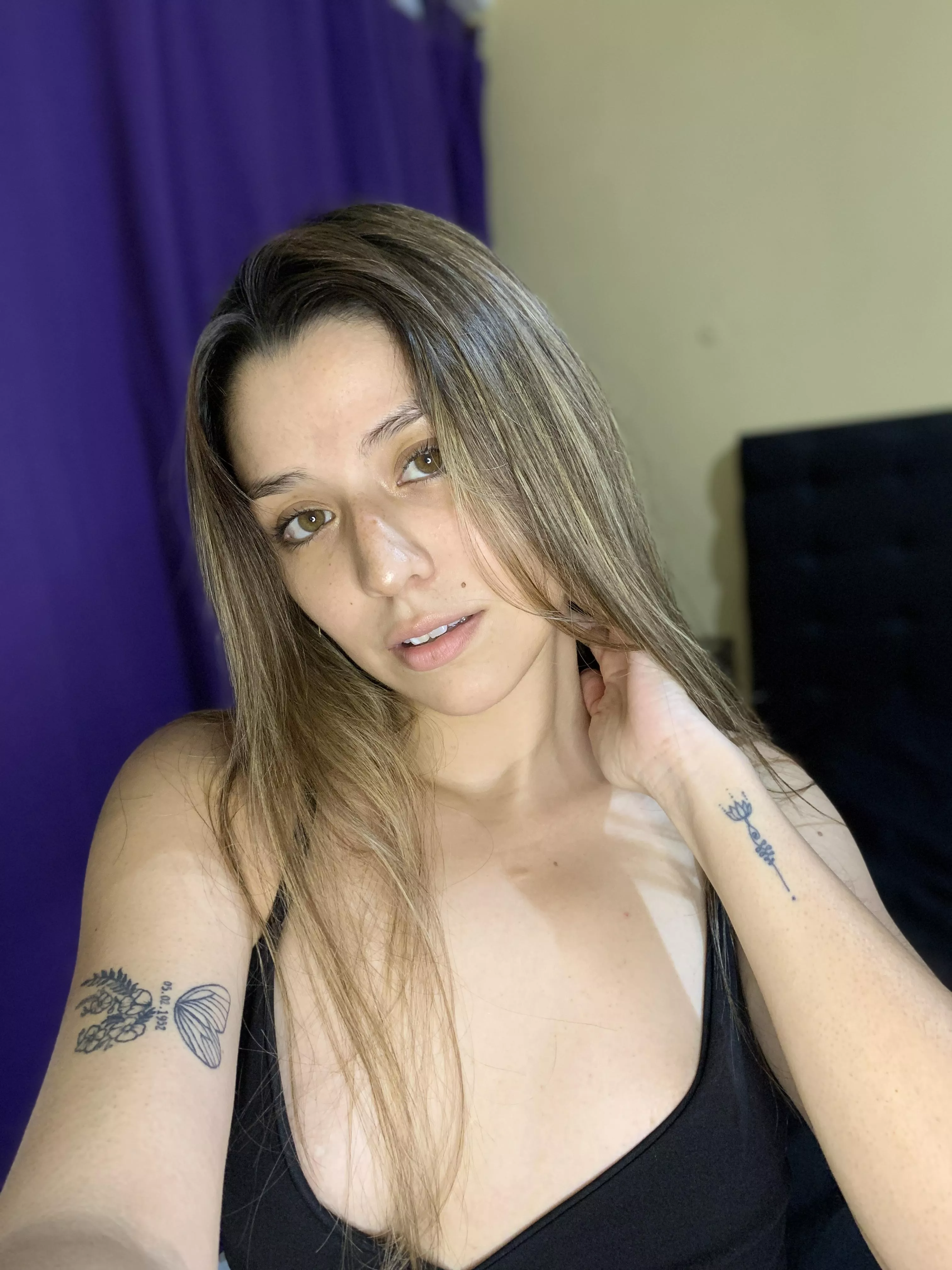 How many dates would you have with me posted by youngsYown116S