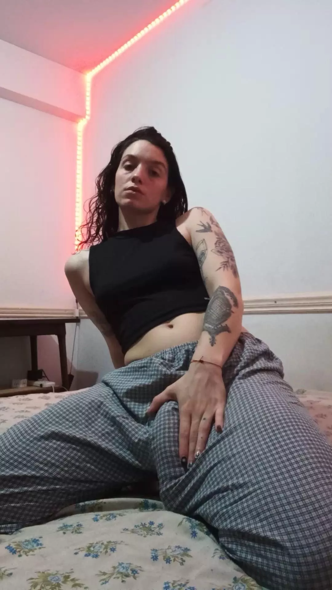 I am a very horny goddess posted by Eimor97