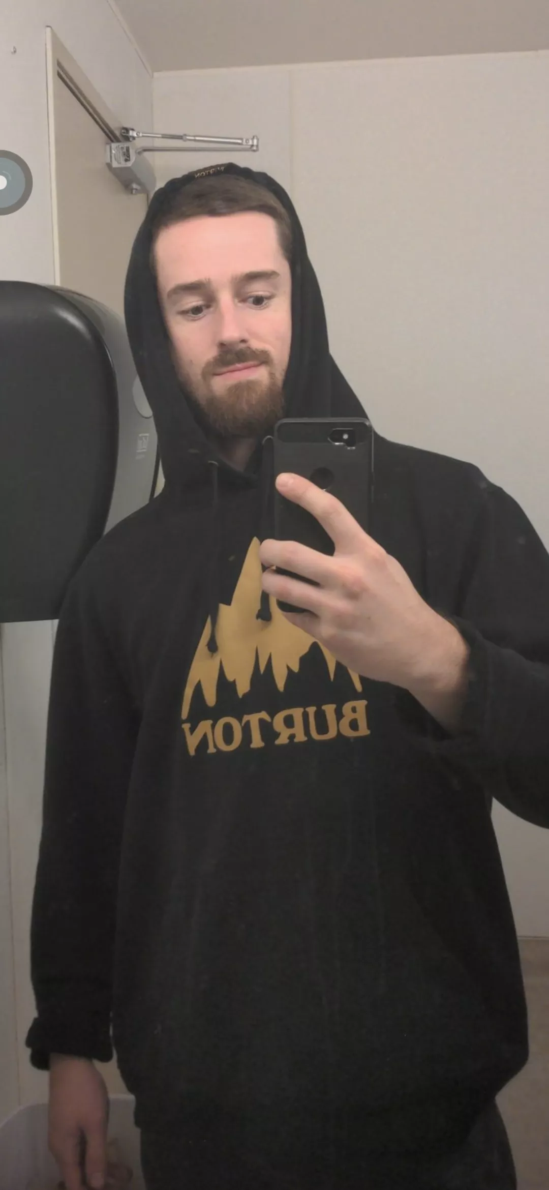 I love a good mirror selfie every now and then. 🦦 posted by Ok-Analyst-9056