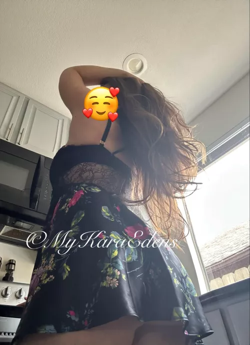 I think I need to brush my hair… 🤔 by MyKaraEdens