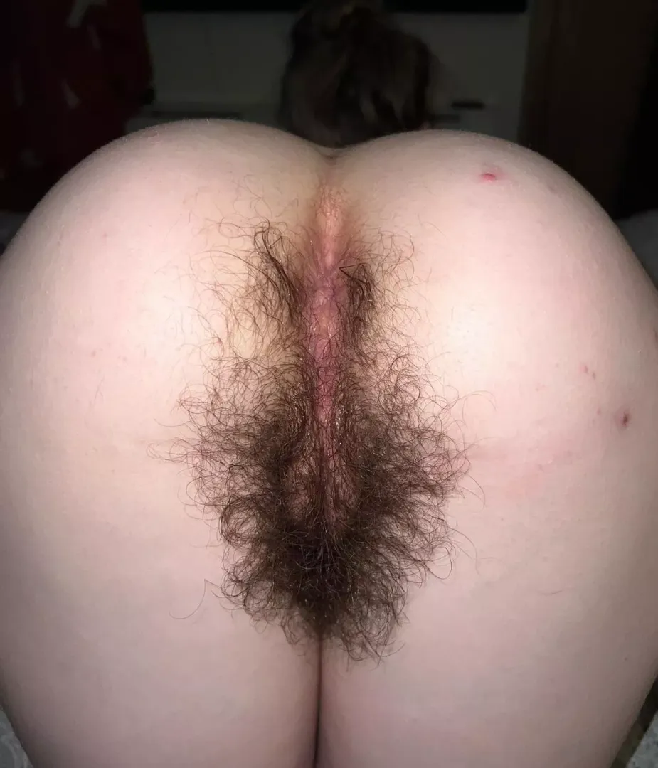 I used to struggle shaving my ass so I just don’t do it now by Many-Aioli688