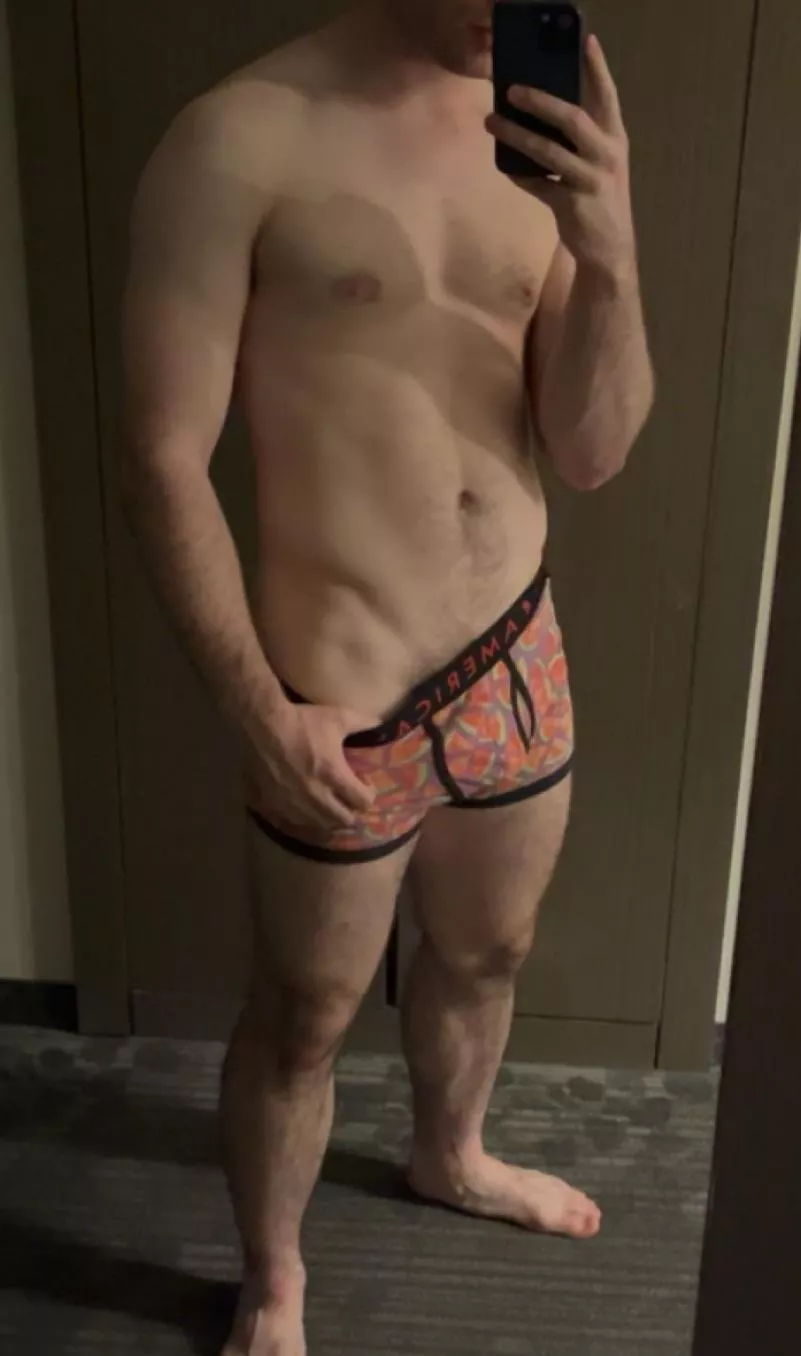 lick it posted by plzbmybff