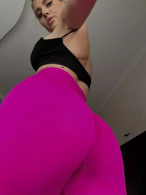 my ass is so tight by ossifiedcarrier4