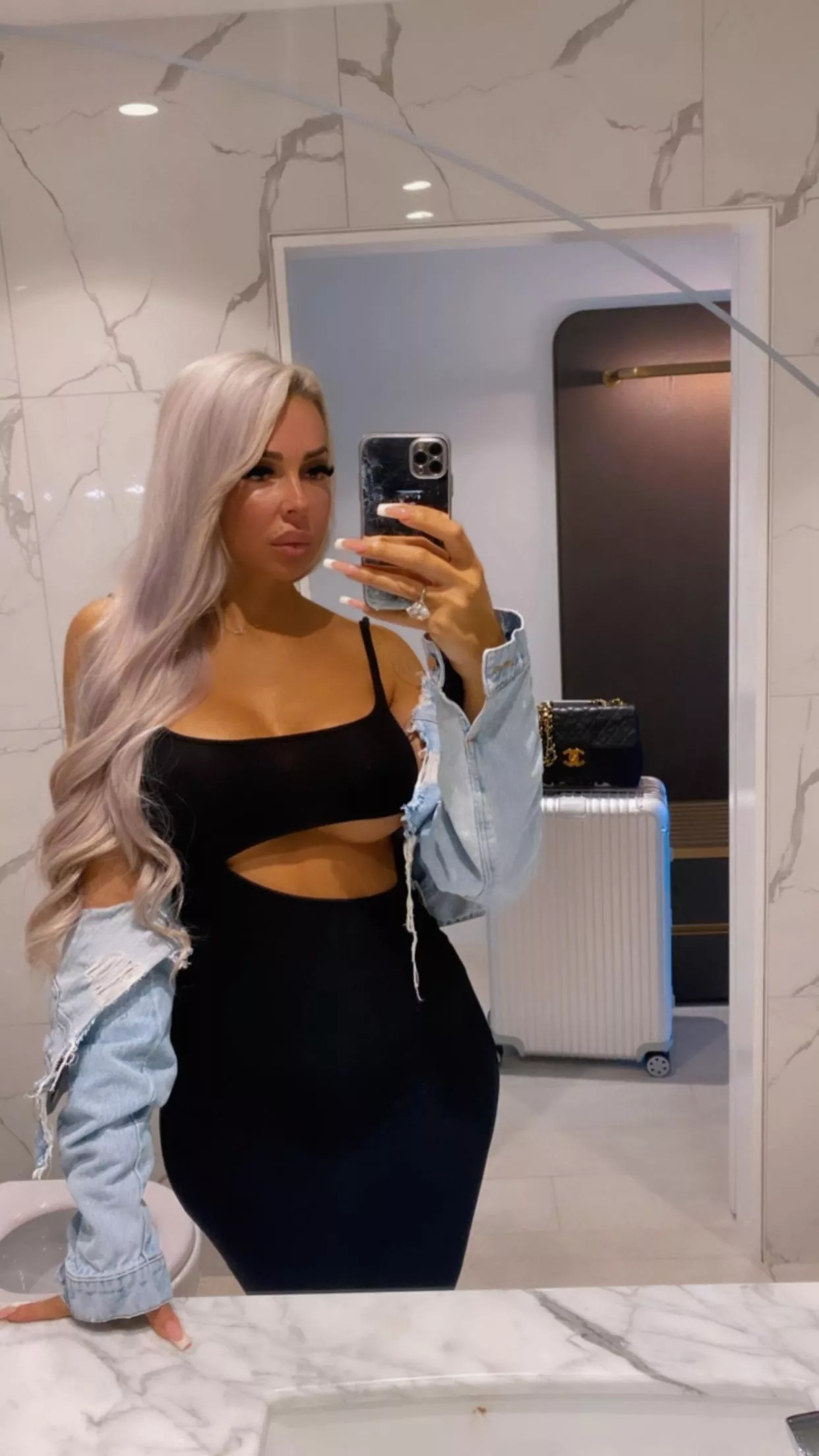 My tits have the prettiest shape posted by TheTrustyFrequency