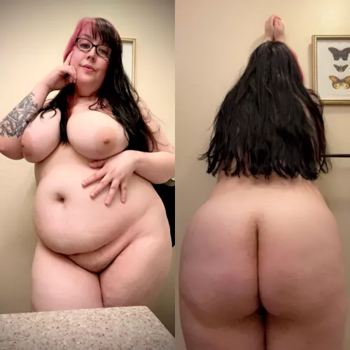 Share me with your friends or keep me all to yourself? by Lovedezereigh