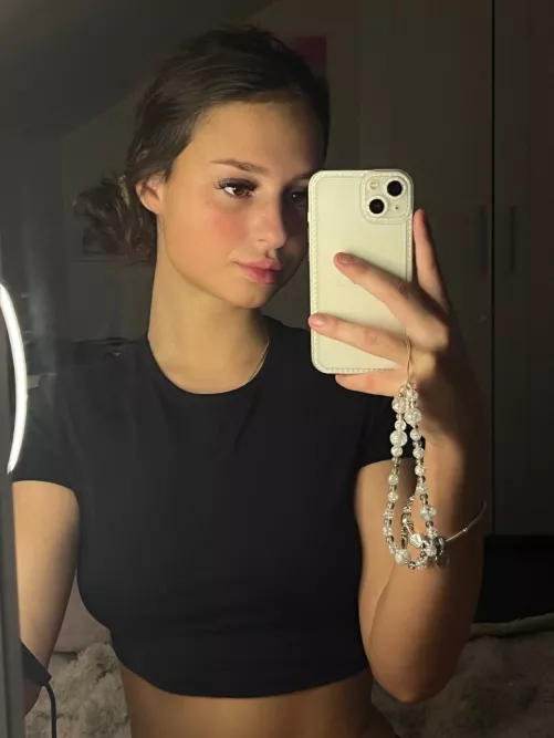 Simple and Classy by ayo_biggie