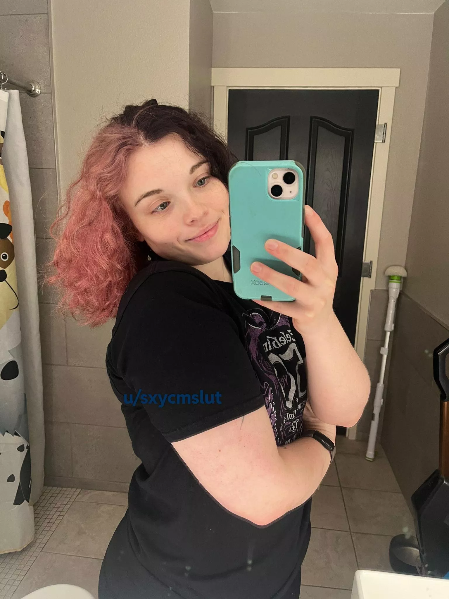 the dirty things I do with these lips... posted by sxycmslut