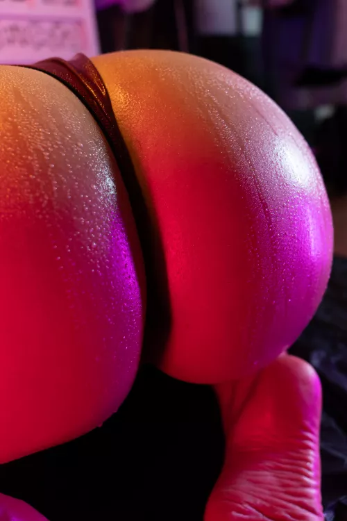 WET (zoom in for details) by StyxHips