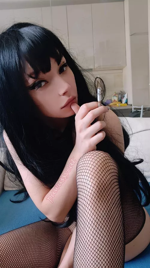 Would you date a goth girl? >w< by tamemeivy