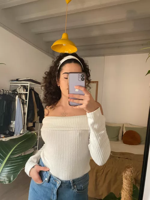 Would you like it if I come to a date like this? by VeronicaxBee