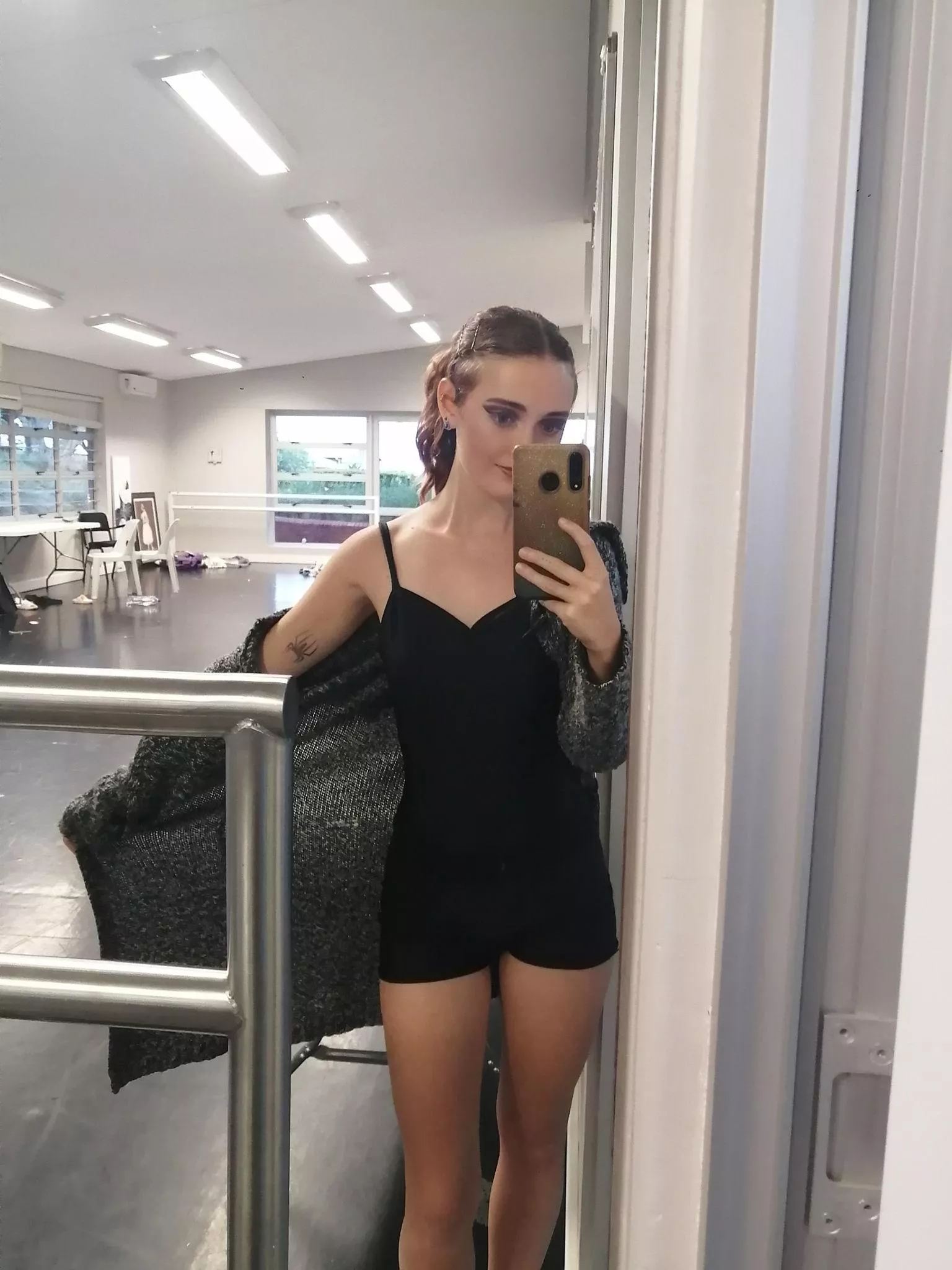 Capturing allure in a mirror, winks and smiles! F18 posted by kissesglitter