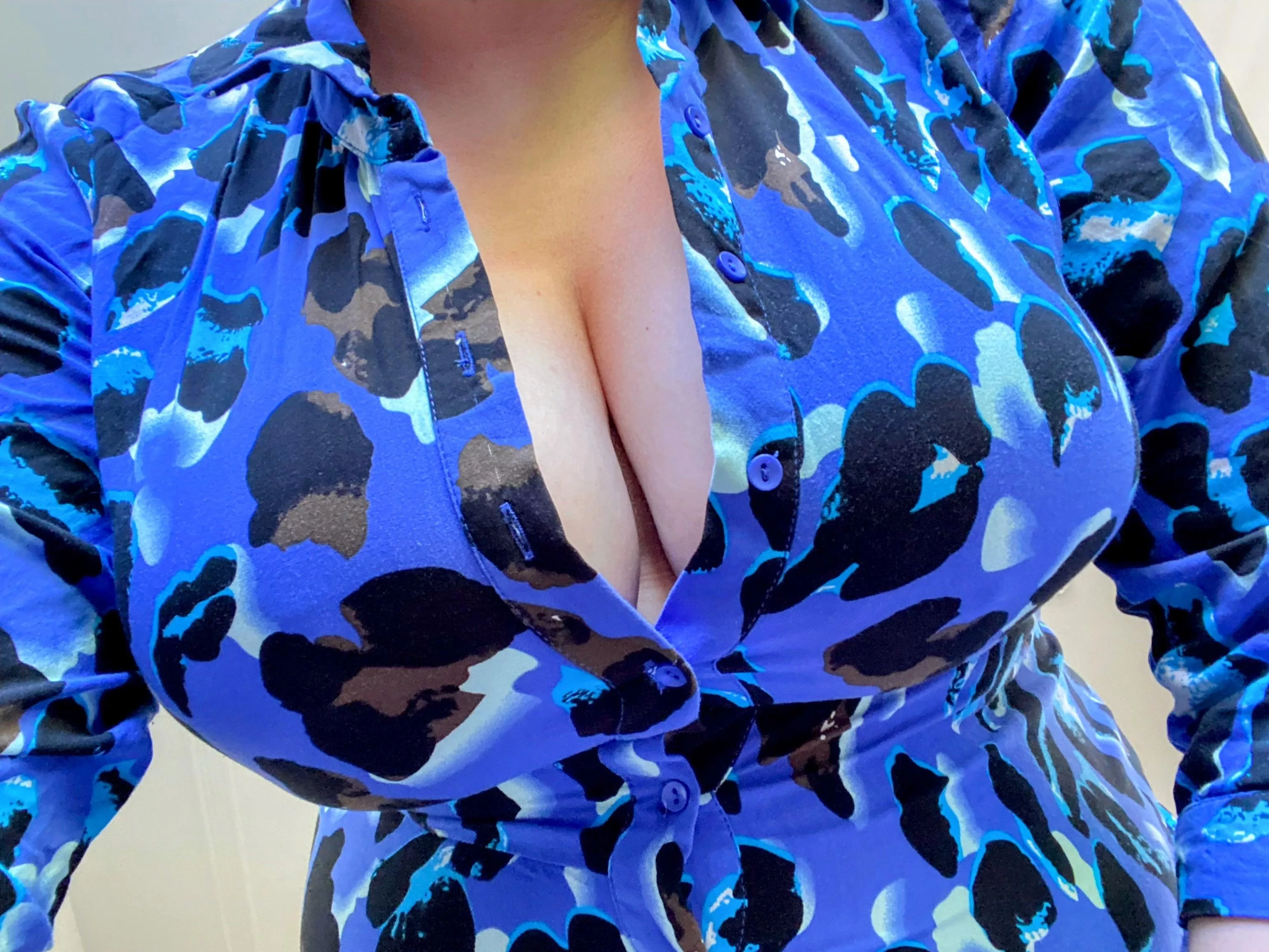 Don’t need a bra in this dress posted by Snacky_thiccums