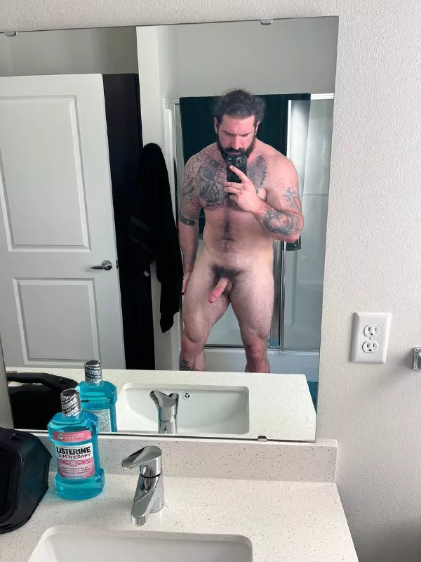 Edging myself at work posted by dylanmarkss