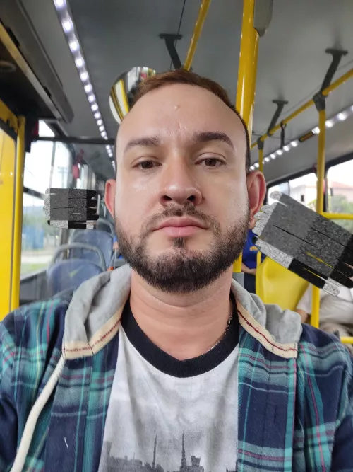 Felt pretty riding on the bus this morning 😊 by Brbenny