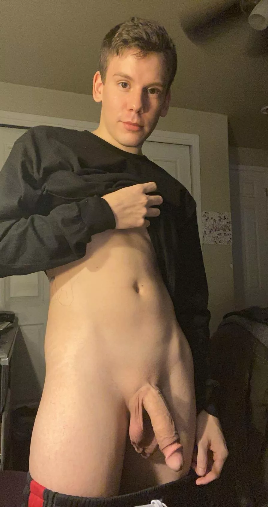 Haven’t uploaded here before 😅 posted by rr213xo