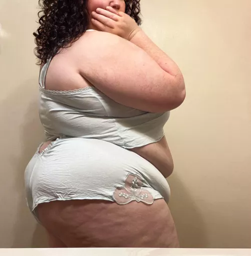 Hello there by Roseyangelkins