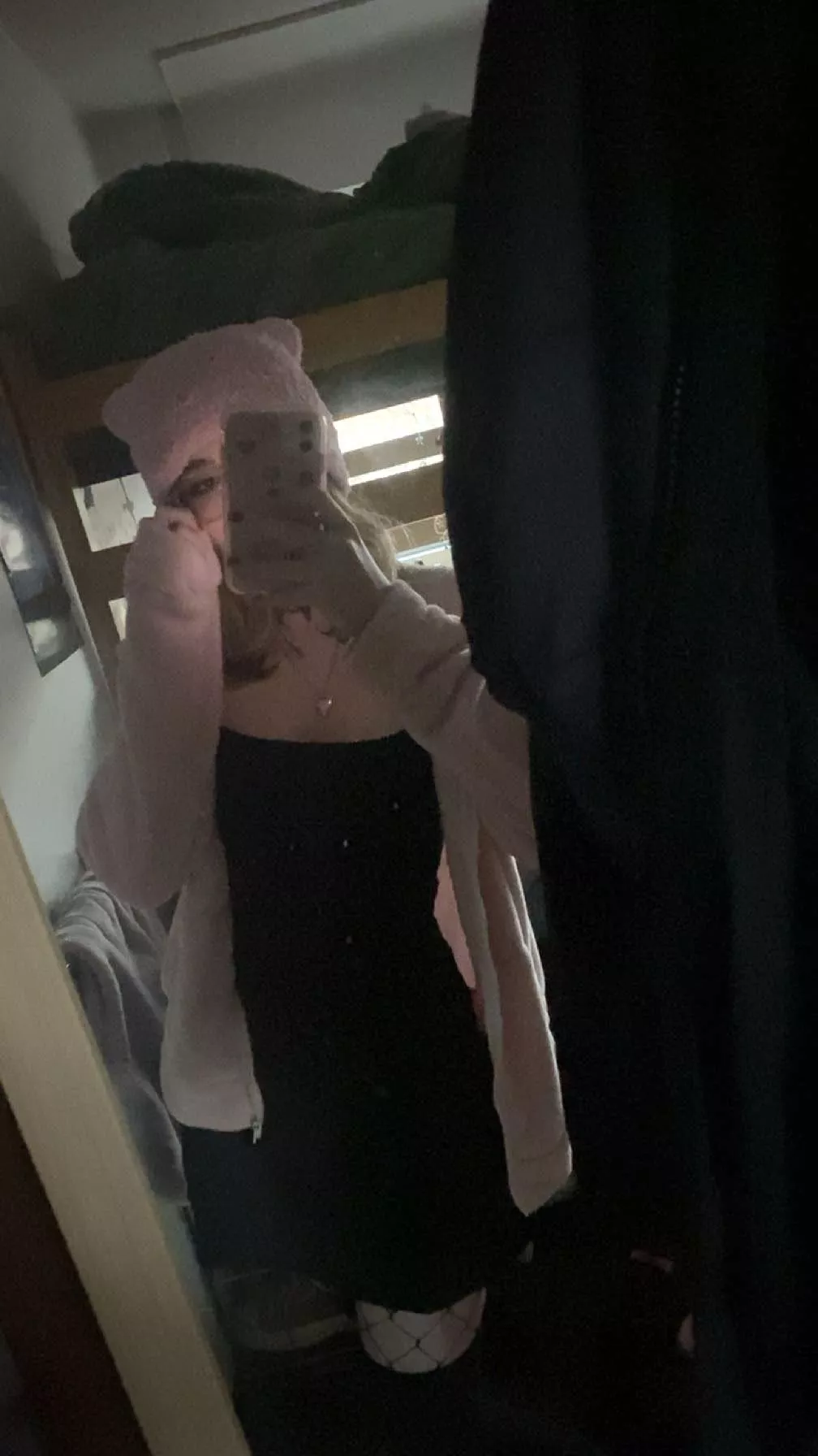 hewwo mister :3 posted by babybonnabelle