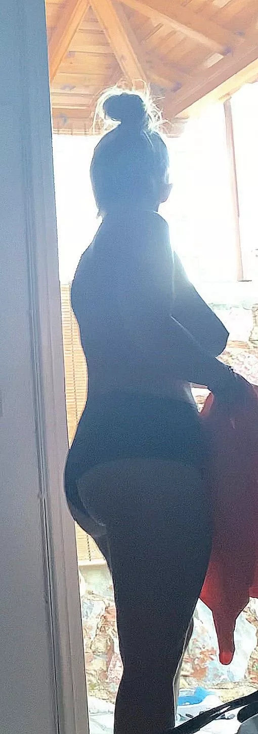 I like to wear my panties only and it feels so comfortable! posted by Psychological-Put432