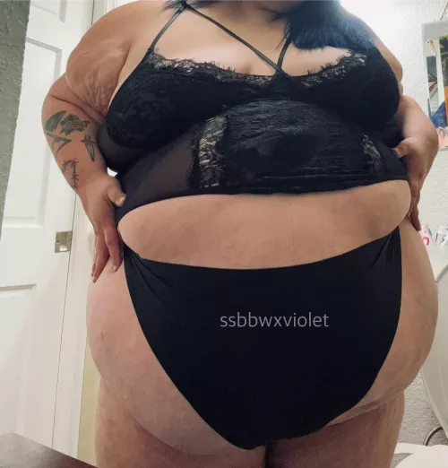 If goth ssbbws are your type, comment 