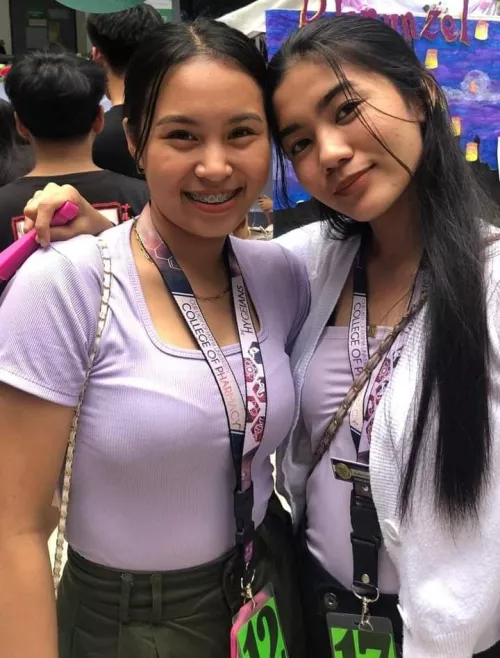 Left or Right by MineOk5111