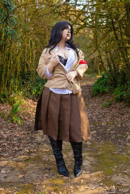 Pieck Finger (Attack on Titan) by Bunnie_wifey posted by Bunnie_wifey