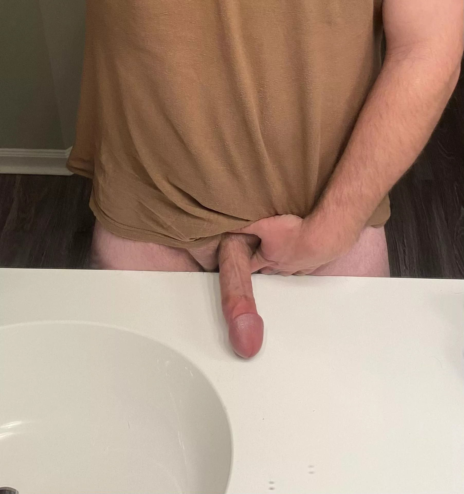 Soon as i get home from base, my cock comes out posted by justhere4noods2