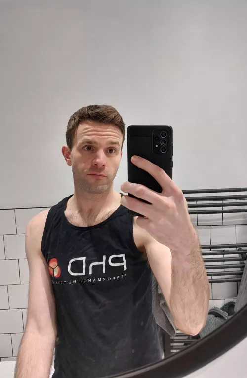 Stubble trimmed, feeling much more fresh! by ZB_Bass