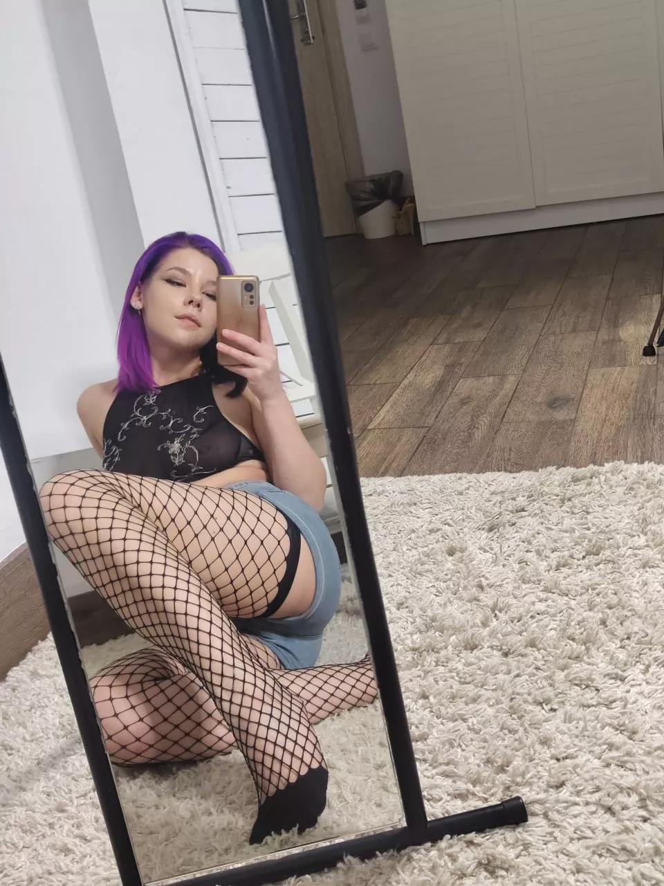 The fishnet makes me very slutty. posted by babyishSidecar790