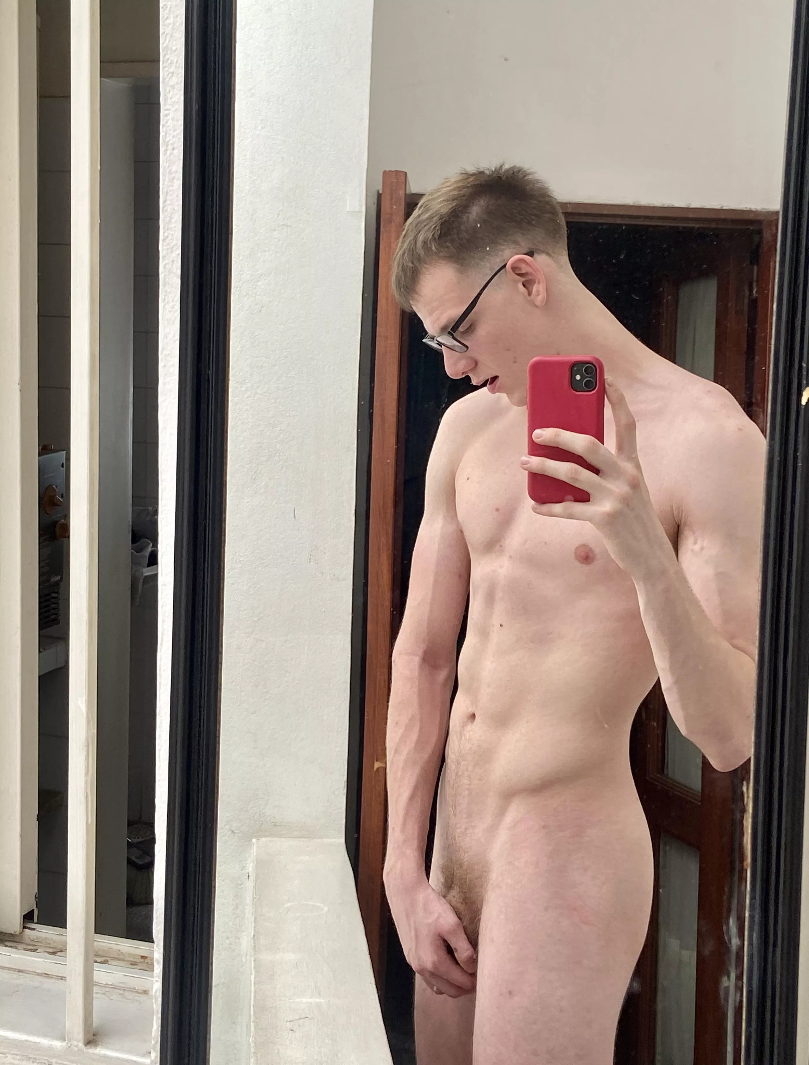 you like my body? 😈🔥 posted by Conorevanns