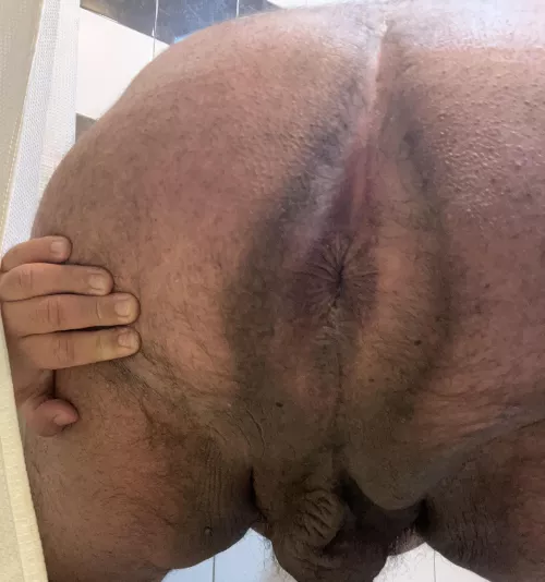 21 chub. Any older daddy wanna take advantage of me. by Dazzling_Ideal4803