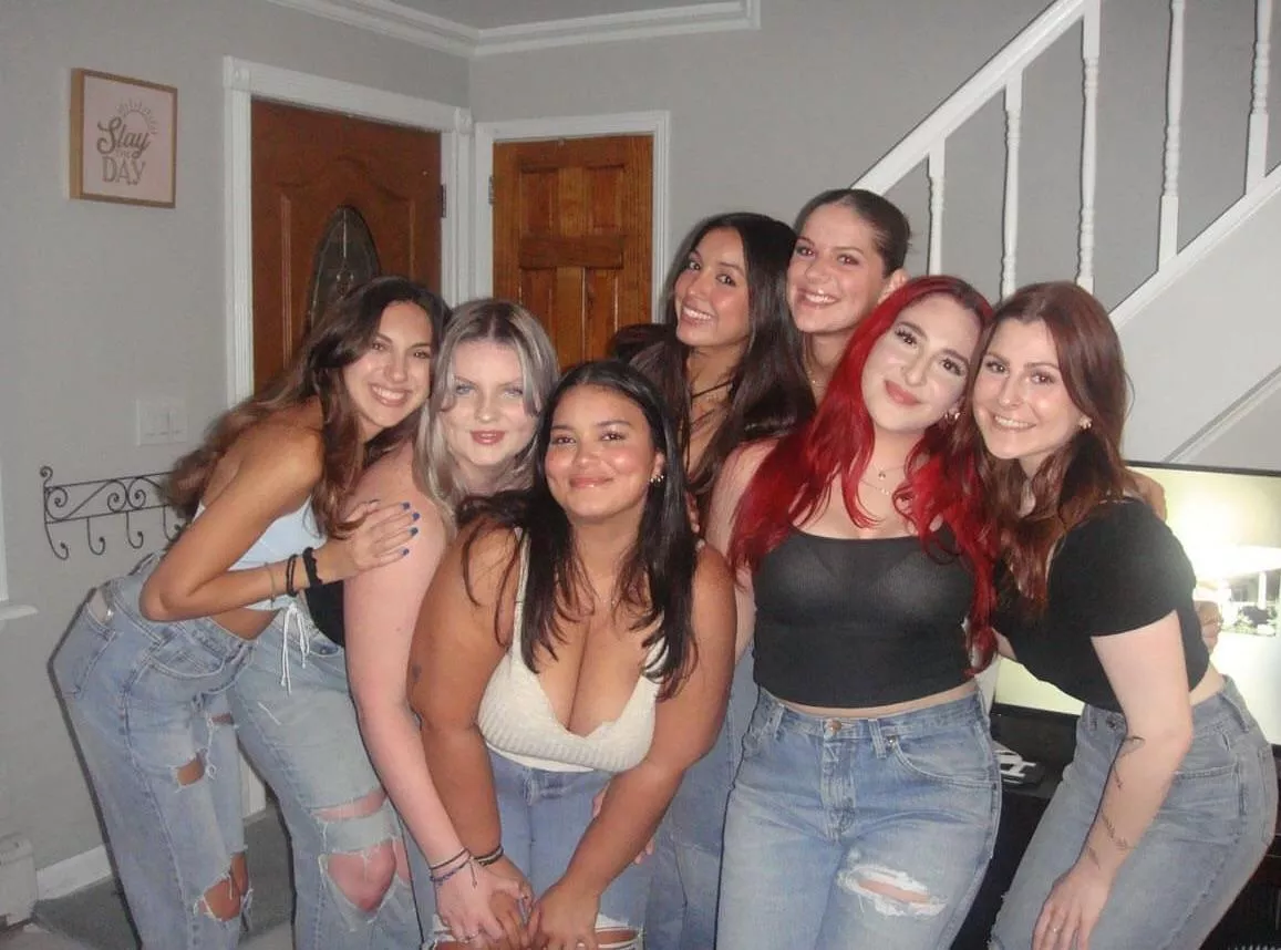 [7] Which one are you taking home? posted by seranoon