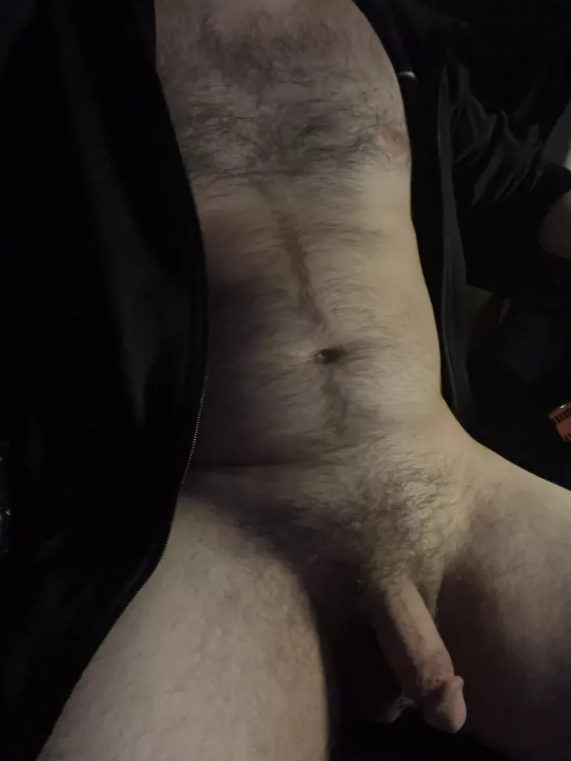 Anyone need a horny bottom? by SuDNym1093