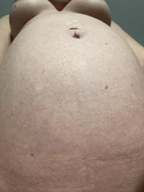 Big enough belly? Or bigger? by laurarosevip