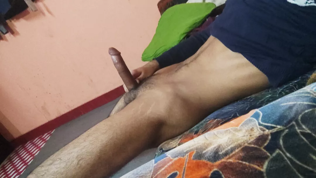 Can I be your boy toy 👀 posted by Dull_Deer36