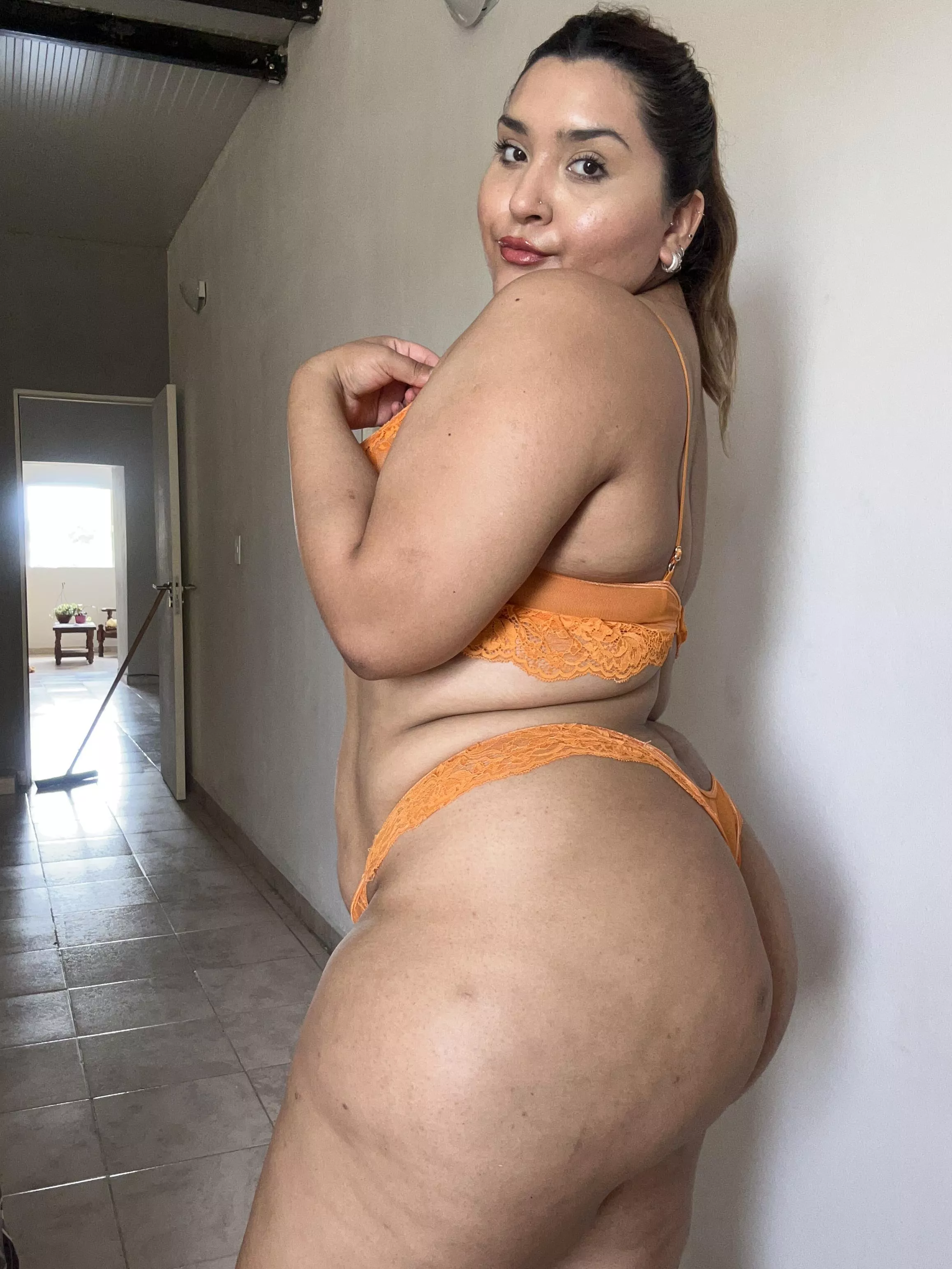 Do you find a plump Latina like me attractive? posted by CruelDawning