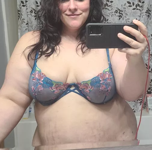 Do you like my new bra? 😘 by Naughtybynature3333