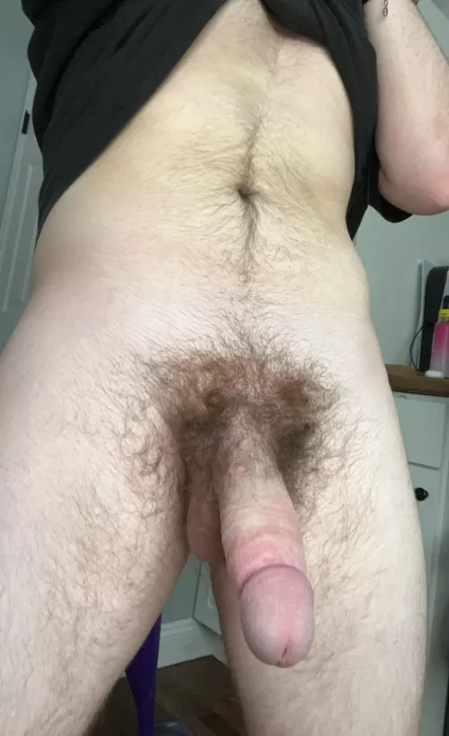 dom top looking for loose holes to stretch and fist hmu 😈 by beenodnarb