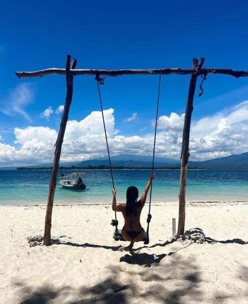 Face Reveal at 250 followers? by Perfect_Impress_1703