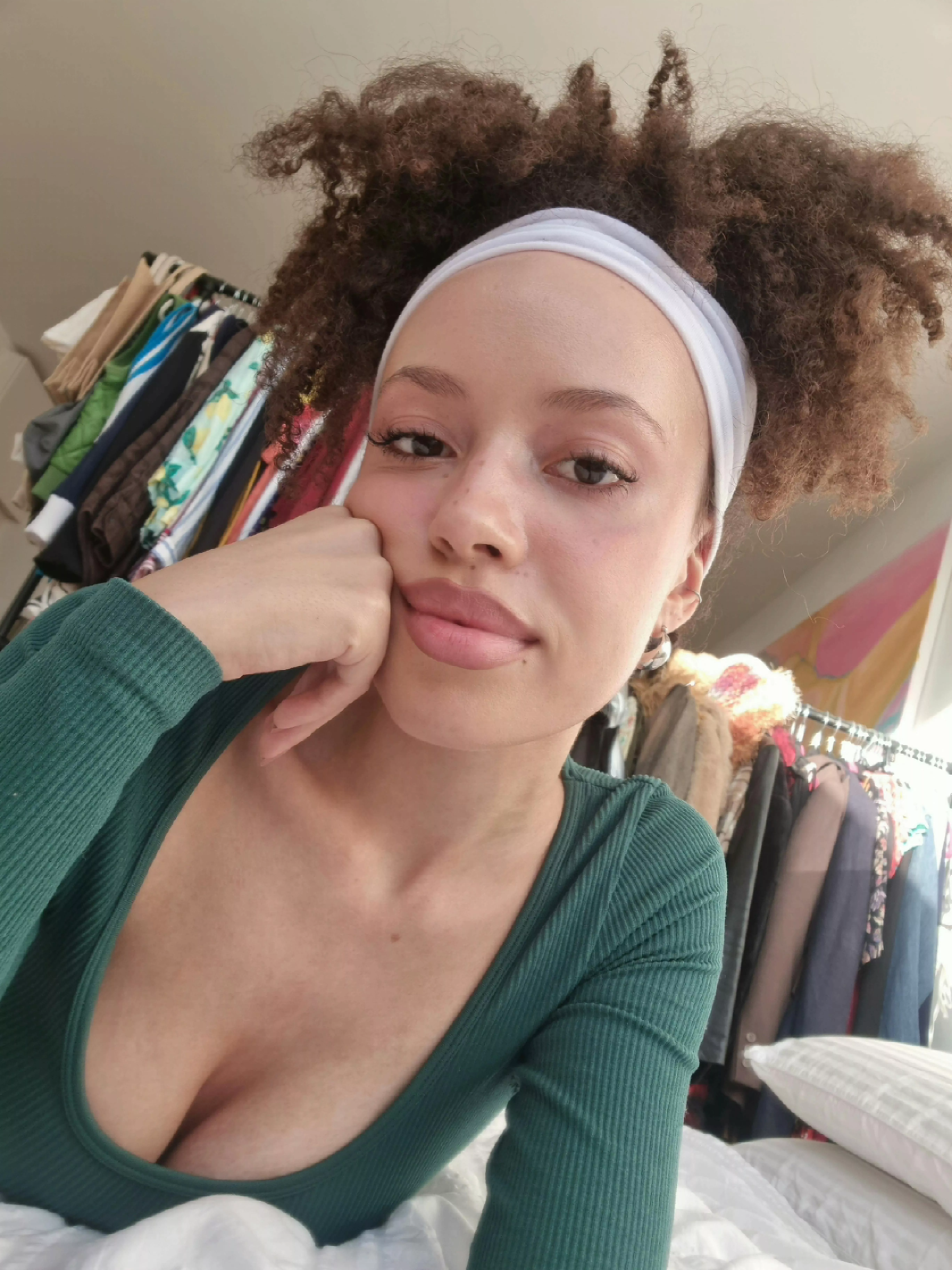 Guess what I'm daydreaming about? posted by xx-alien