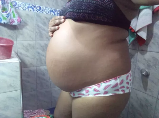 Hello daddy, I'm 9 months old and I only have 3 weeks left to give birth. Would you like to see my birth? by isa125pregnant