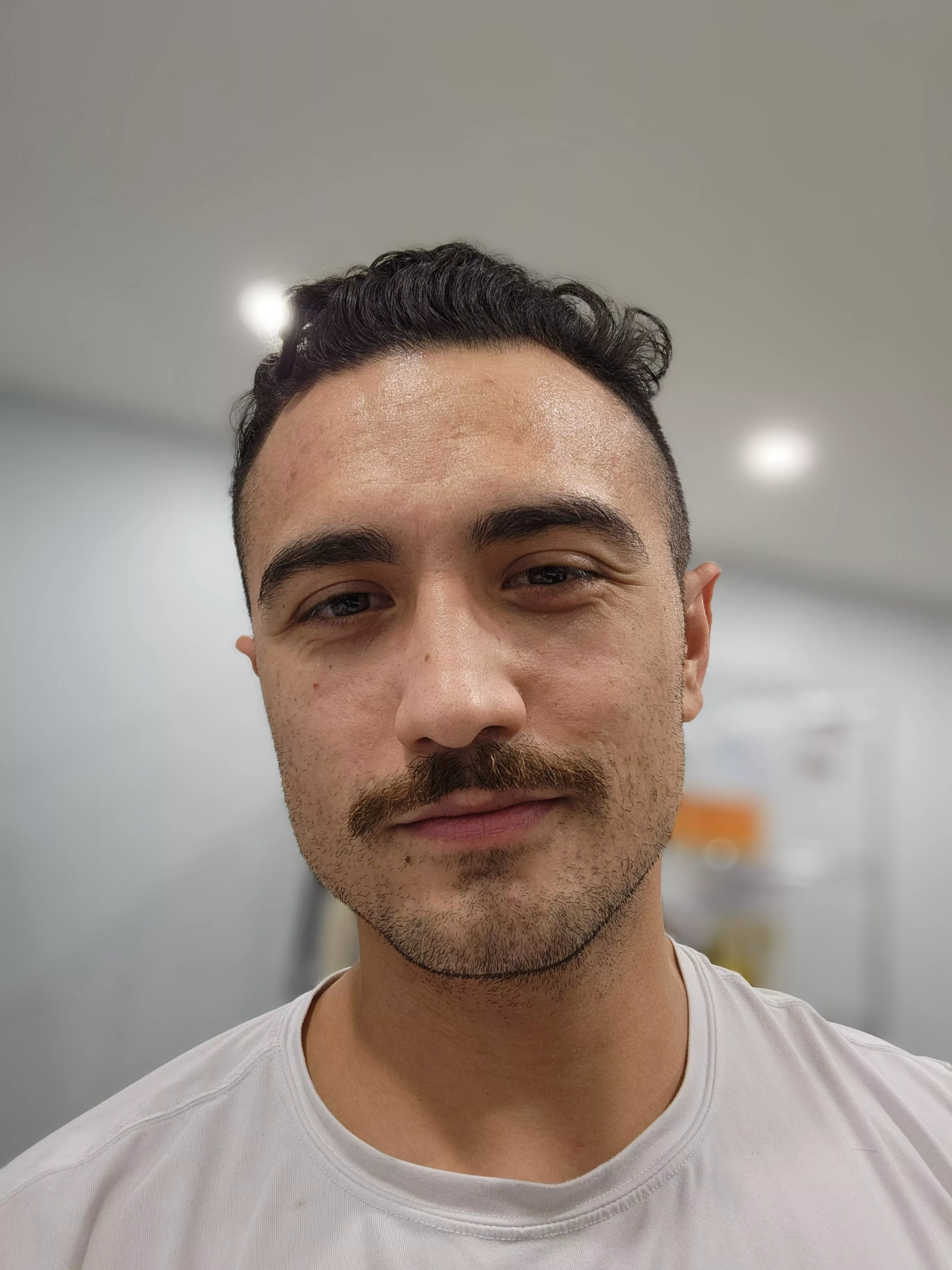 Hello there 😉 posted by Available-Item-1466