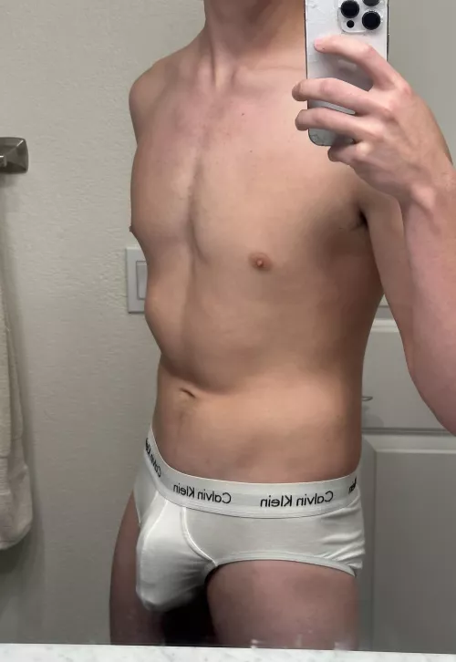 Hey ;) by jckdkfifjj