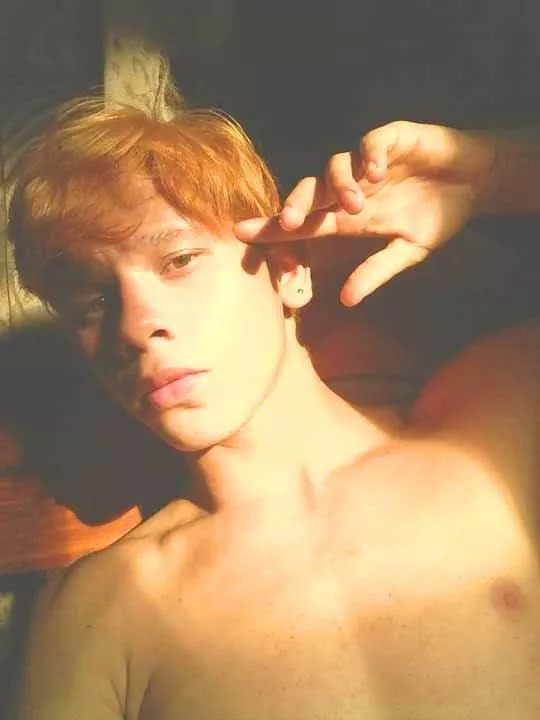 Hi, I'm new here 😊 posted by Boy_Hot_