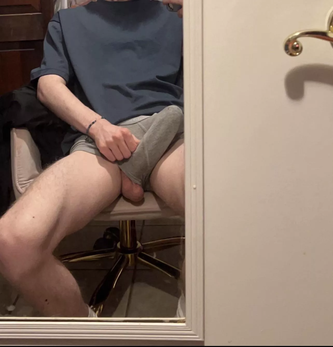 My fat bulge 🫣 posted by Several-Ant-5433