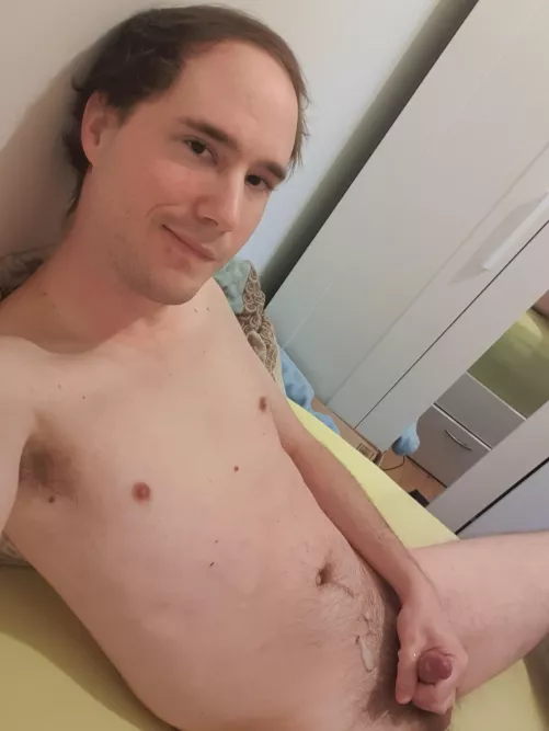 Nice wank and cum on bed by gaysocksandfeet
