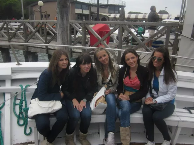 Rank girls on a boat by minkoil81