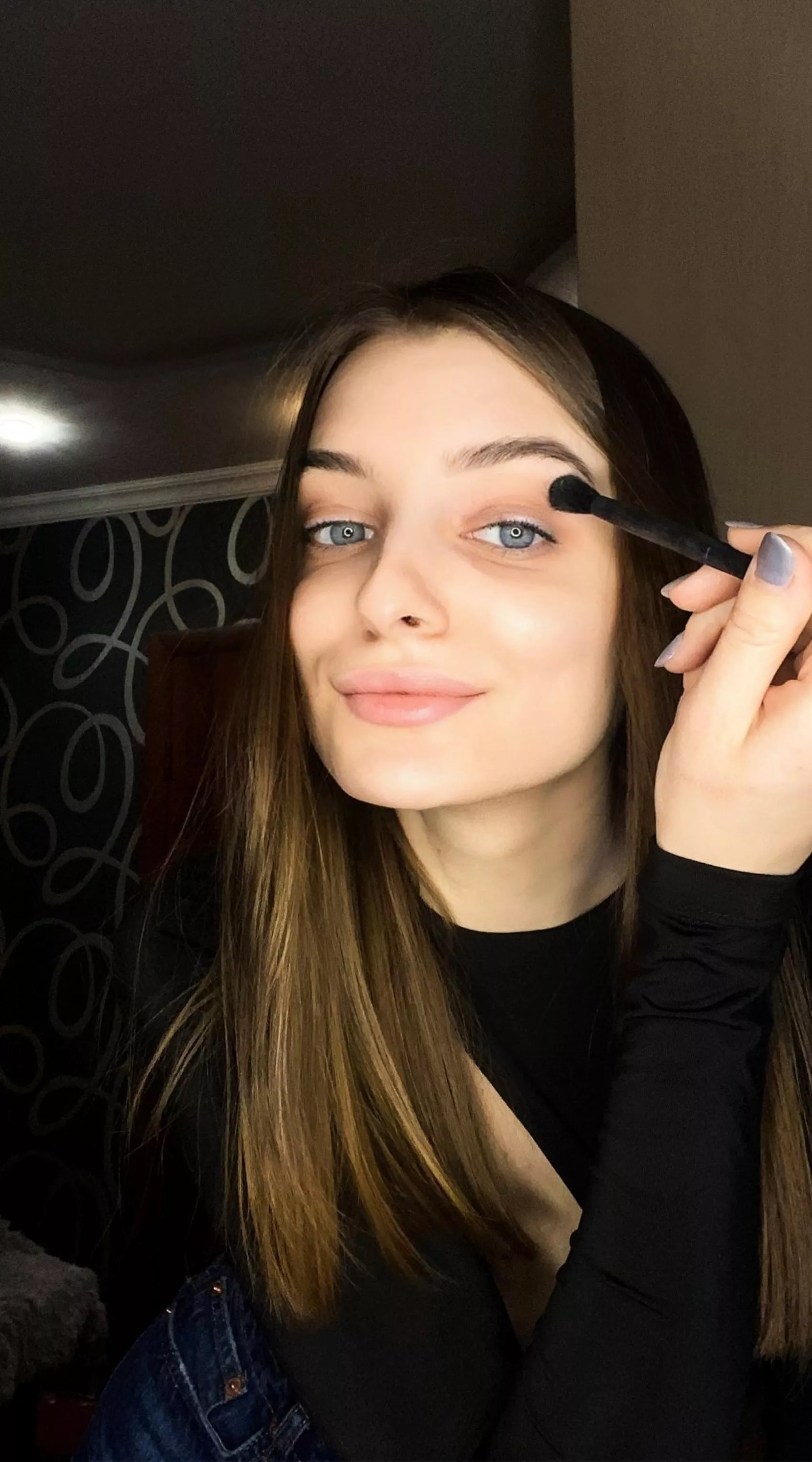 These wide hips are ready for some punding action, you down for some posted by Kawaiisurose